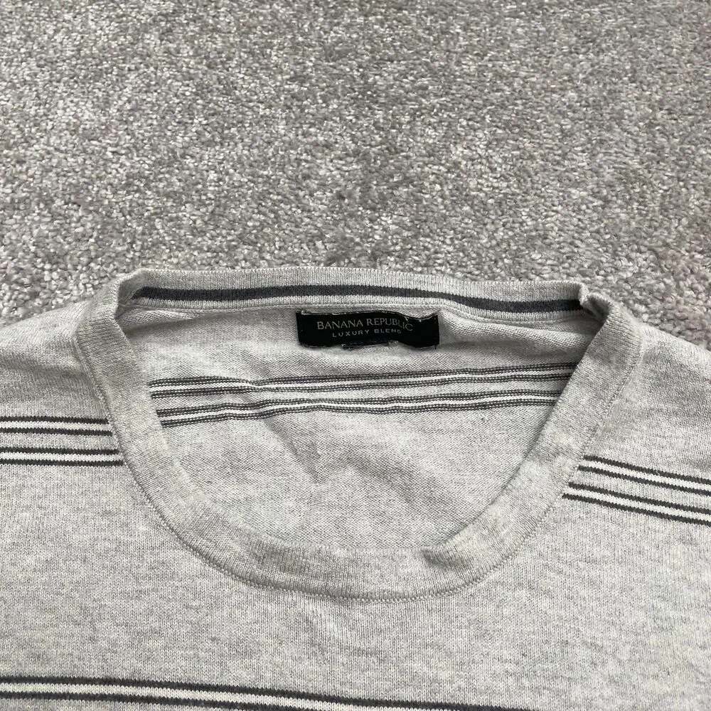 Banana Republic Luxury Blend Pullover Sweater Mens Large Gray Striped Crew Knit